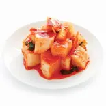 カクテキ(150g)（韓国家庭料理 でりかおんどる 新大久保店）