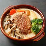 きのこクリームスープdeバーグ（絶品スープで味わうハンバーグの店「スープdeバーグ」）