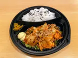 豚キムチ弁当(居酒屋 しおのや)