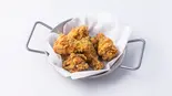 フライドチキン 5Piece(300g)（タピオカミルクティー Cha-Cha (仁王のキンパ)）
