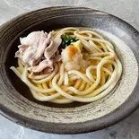 肉おろしかけ讃岐うどん(温)/Sanuki udon with warm grated meat（讃岐うどん 山田家 東京錦糸町店 SANUKIUDON YAMADAYA TŌKYŌKINSITYŌTEN）