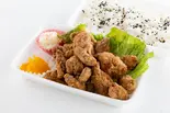 【ピリ辛ソース付】揚げホルモン弁当（チキラボPLUS大塚本店）