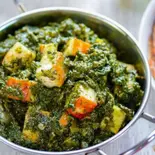 サグパニールカレー Sag Paneer Curry（インドネパールレストランシリス）