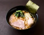 辛 味玉豚骨醤油らーめん（家系らーめん 金井家）