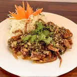 67.ソフトシェルクラブのニンニク揚げ Soft shell crab with garlic and coriander（タイ国料理ベンジャロン）