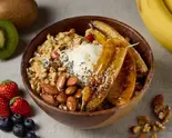 【濃厚ビター】蜂蜜とキャラメリゼバナナのグリークヨーグルト Honey Caramelized Banana Nut Greek Yogurt（アサイーボウルが旨い店！レッドチリ）