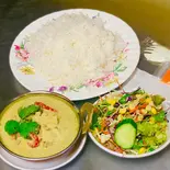 タイグリン-カレーセつと Thai green curry set（インド＆タイ料理スマイル Indian ＆ Thai restaurant ＆Bar~Smile）