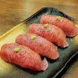 和牛握り（季節の肴と酒処 大くぼ）