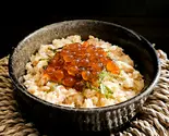 【いくら＆サーモン】いくらと鮭の親子丼 小(ごはん120グラム)（コムタンス-プ 楽韓 락한）