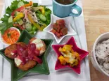 きまぐれチキンのプレート（1CAFE）