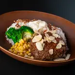 スタミナ満点！ガーリックハンバーグBOX(ハンバーグ120gライス200g)（赤身肉ローストビーフとハンバーグ The Roast Beef Tokyo 久米川店 ローストビーフトーキョー）