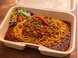 辛いスパイシーカレーミートパスタ（食酒場Nest広尾）