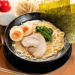 醤油味玉ラーメン Soy Sauce Ramen with Flavored Egg(横浜家系ラーメン ええが家 千種駅前店)