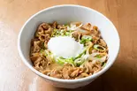 豚玉丼（うどん屋 どん伝）