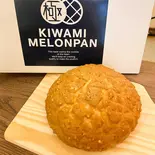 アーモンドメロンパン（KIWAMI MELONPAN）