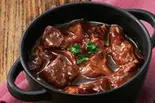 絶品❗牛すじ赤ワイン煮込み（肉ドコロ せい吾）