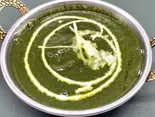 【芳醇な薫り】ほうれん草チキンカレー/Sag Chicken Curry(アジアンダイニングMEHMAN)