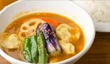 MOMOと野菜のスープカレー MOMO and Vegetable Soup Curry（SHANTi 原宿店）