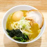 味玉カレーうどん(薬味ネギ、ほうれん草、豚肉1枚、味玉)（熟成カレーうどん咖哩庵 足立店）