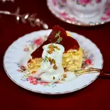 自家製バスクチーズケーキ（CAFE IN THE HOUSE）