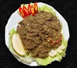 やぎ肉とお茶の葉っぱサラダ(sakura khit)