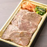 焼肉弁当・塩（焼肉弁当 鉄丸）