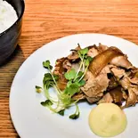 定番・三元豚の生姜焼き定食（和食・焼鳥×限定丼・定食 座や浦和店）