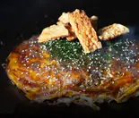 お好み焼きそば肉玉そば イカ天（広島お好み焼き 来んさいや Hiroshima Okonomiyaki Kinsaiya）
