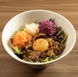 スタミナ満点!! 牛プルコギ丼!!(EAT Healthy Food Cafe)