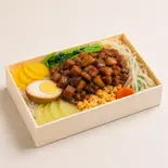 ルーロー弁当（台湾木片弁当）