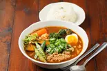 ねばねばオクラ納豆ひき肉とやさい（curry store万屋マイキー）