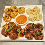 チキンモモ盛合せ(20個) / Chicken MoMo Platter (20pcs)（NEW NEPA KITCHEN）