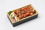 和牛のキムチ牛焼き重（牛と鰻 富一）