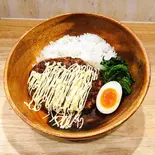 たっぷりマヨハンバーグディッシュ(ハンバーグ約190g、ライス約200g、スピナッチ、ハーフフレーバーエッグ)（お肉屋さんの本気ハンバーグ！）