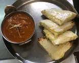チーズナンセット（NAMASTE LUMBINI ASIAN DINING BHANSA GHAR）