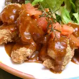 マスタードデミグラスチキン(5個)(本まぐろ中とろ切り落としと次の肉料理 マキバスタイル 芝浦店)