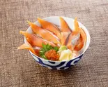 サーモンいくら丼（美虎寿司）