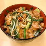 鉄板丼屋ドンテツの鉄板のホルモン丼甘ダレ(鉄板で作る丼屋 ドンテツ!)