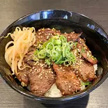 特選牛三色丼(MOW)