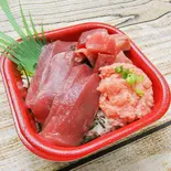 27.まぐろ三種（大漁丼家 新宿西落合店）