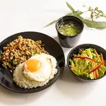 ガパオライスセット（aroi cafe）