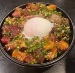 背徳感のスペシャル日替り海鮮漬け丼（圧倒的背徳感 スタミナRush 福岡原店）