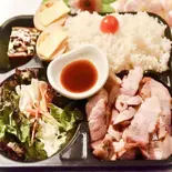 豚焼きセット grilled pork set(肉バルbistro 旬)