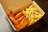 手羽先バスケット(フライドポテト)（なるとキッチン荻窪店）