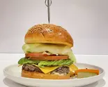 リッチアボカドチーズバーガー（HAMBURGER SHOP プラージュ）