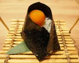 【当店人気No.4！！︎】卵黄の醤油漬けおにぎり（おにぎり屋 おなかすいた。）
