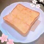 厚切りさくらシュガートースト（Cafe and BAR スープ et）