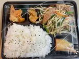 ニラレバー弁当（龍園）