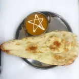 チキンカレーナン chicken curry nan(インドネパール料理ファミリーキッチン)