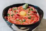 16.とろける炙り牛トロ丼(漁師町三代目 牛とろいくら本舗 天下茶屋店)